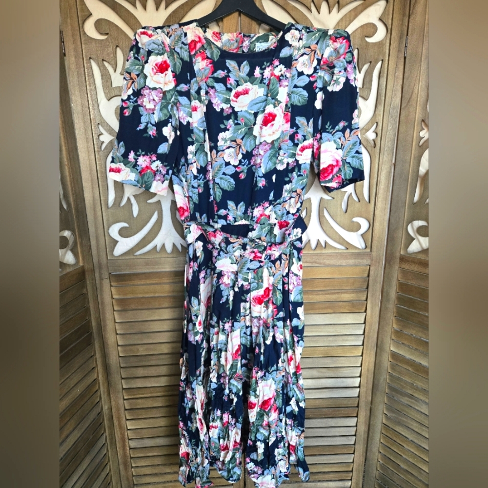Vintage Flowy Dress with Short Sleeves Floral E.D. Michaels